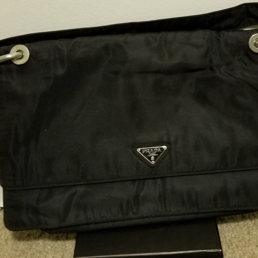 Auth prada bag